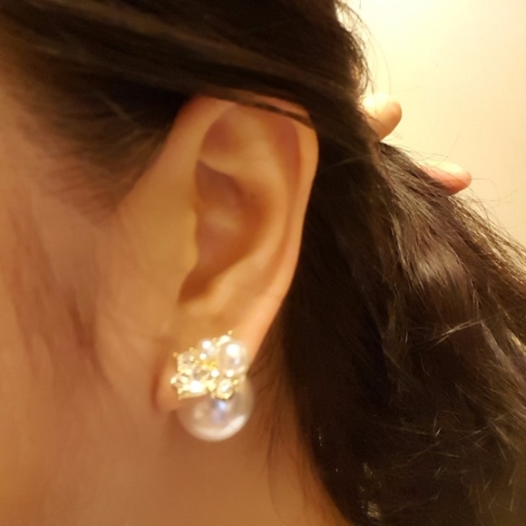 White Rhinestones Faux Pearl Earrings ♡ - Picture 8 of 8